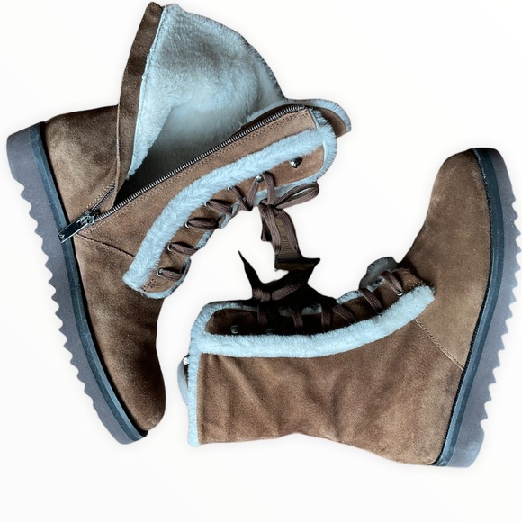 🆕 Aquatalia Suede/Shearling Boot With Side Zip - Picture 2 of 14